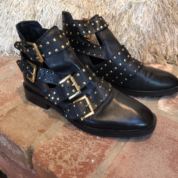 TOPSHOP Black Leather Studded Gold Ankle Bootie